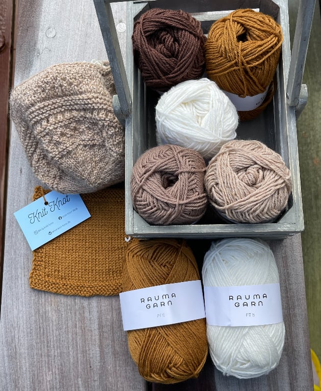 Kit: Hue til børn str. ½-10 år - Sjarmetrol serien - vælg blandt 14 farver: (3)