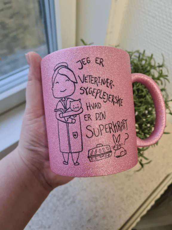 Krus: Jeg er veterinærsygeplejerske, hvad er din superkraft Pink Glimmer