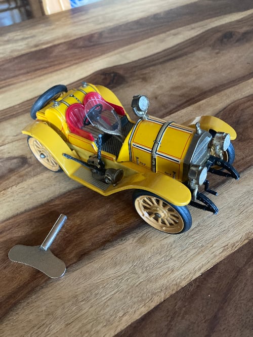 Mekanisk vintage legetøjsbil