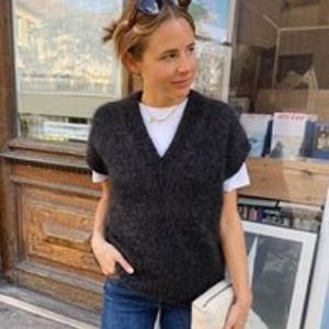 Opskrift: Weekend slipover V-neck fra PetiteKnit – produktbillede