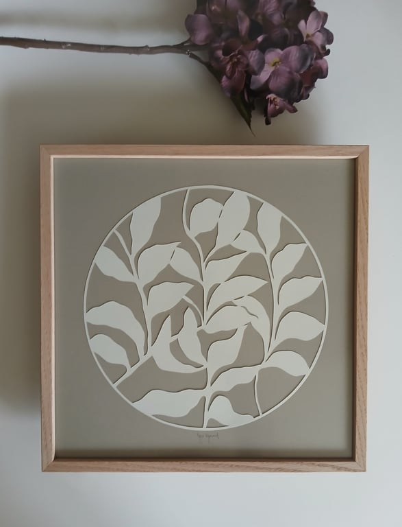 30x30cm papercut, beigegrå, indrammet  billede 2