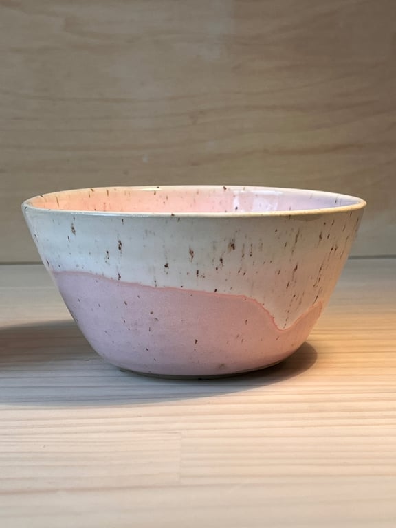 Skål med jordbær. D: 12,5 H: 6 cm billede 3