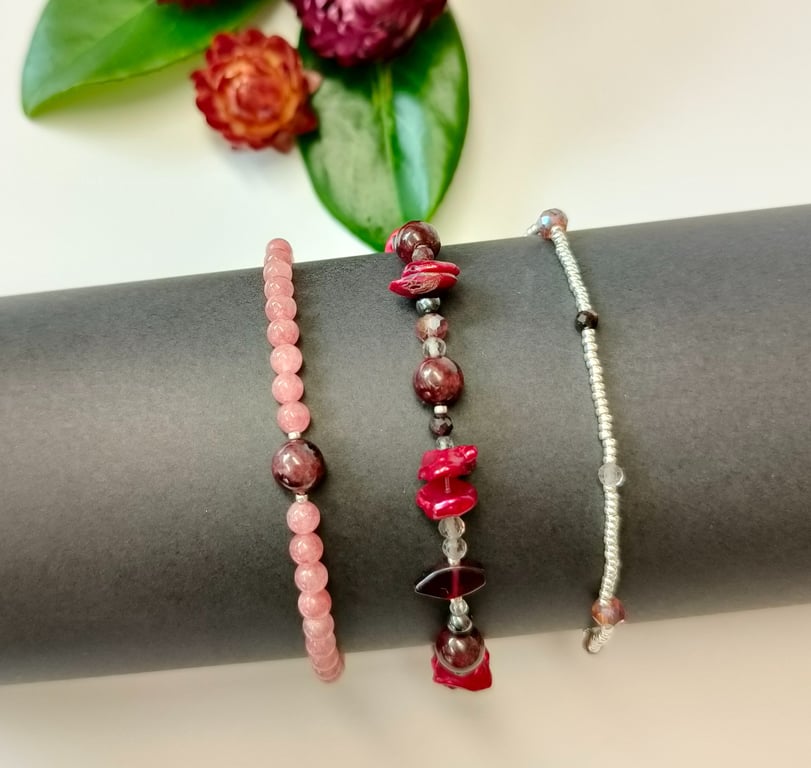 Guld/sølv miyuki perler med bordeaux - armbånd på elastik billede 3