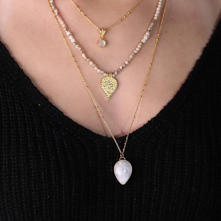 Månesten halskæde - rund (2)