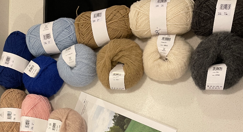 Kit: "Friday slipover" med V hals eller O-hals  (23)