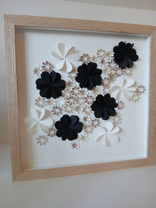 30x30cm "blomstermark", indrammet  (4)