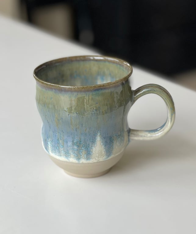 Buet kop, cremehvid / havblå 