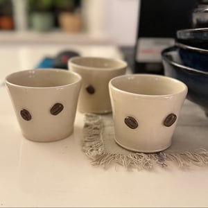 Espresso kop med bønner – produktbillede