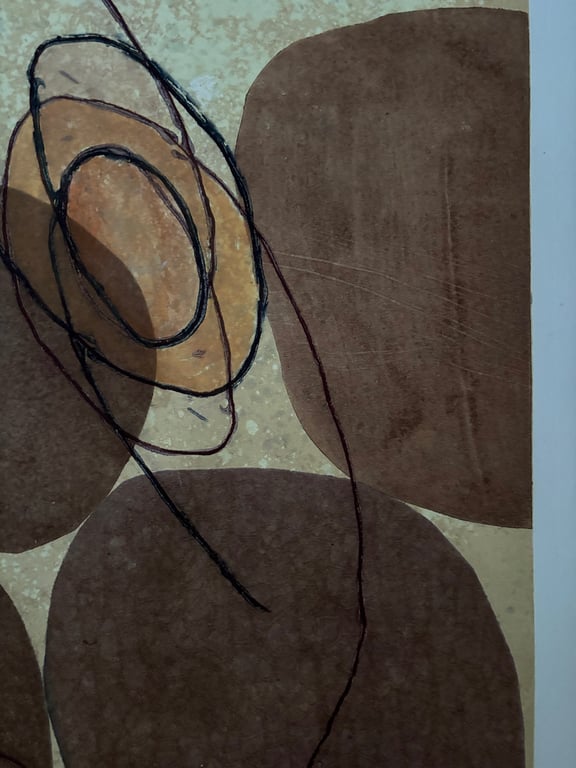 Sand og sten ved strand  billede 4