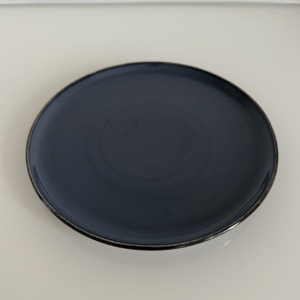 Frokost/kage tallerken mørkeblå 18 – produktbillede