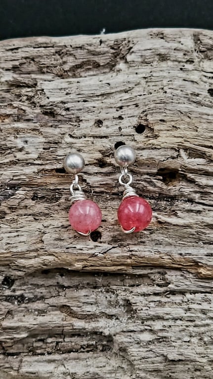 Jordbær kvarts ørestikker