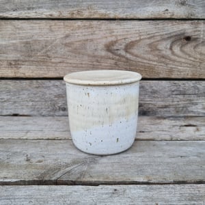 Smørklokke hvid beige – produktbillede