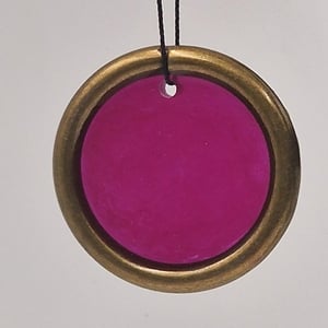Violet vindues pynt - ø 3,5 cm – produktbillede