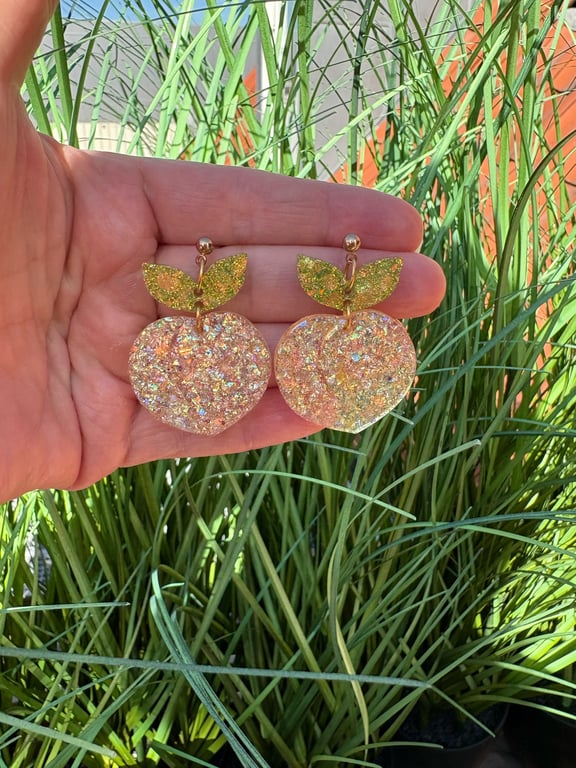 Søde ferskner i ørestik