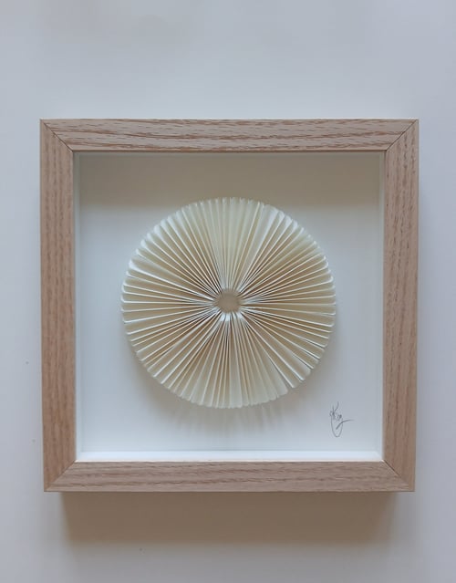 20x20cm, relief, indrammet 