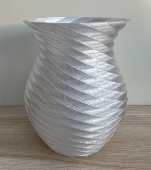 Cyclone Vase (3)