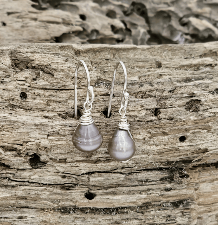 Ørekroge med smukke ferskvands perler.