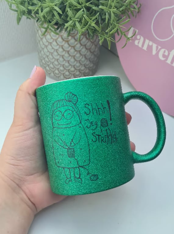 Krus: shhh jeg strikker Grøn Glimmer