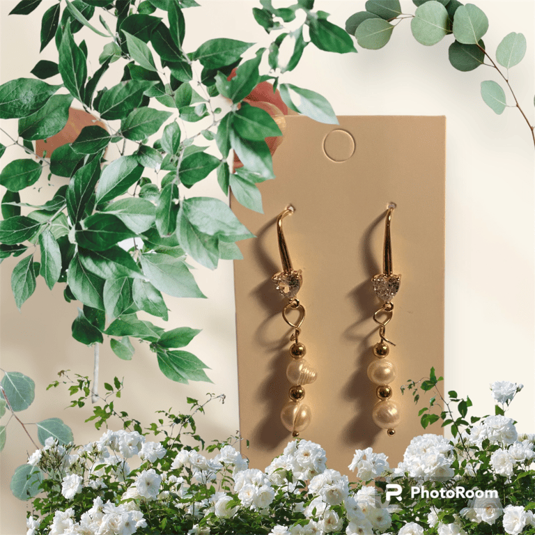 Ilona øreringe med ferskvand perler og 18 k perler