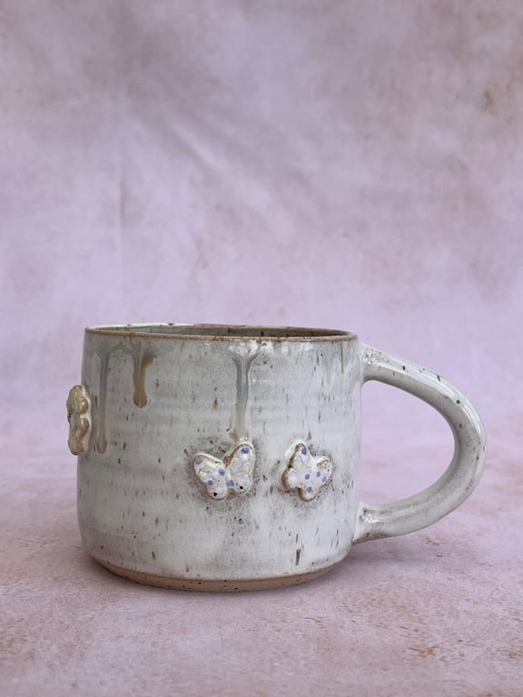 Sommerfugl kop. 350 ml. H: 7,5 cm