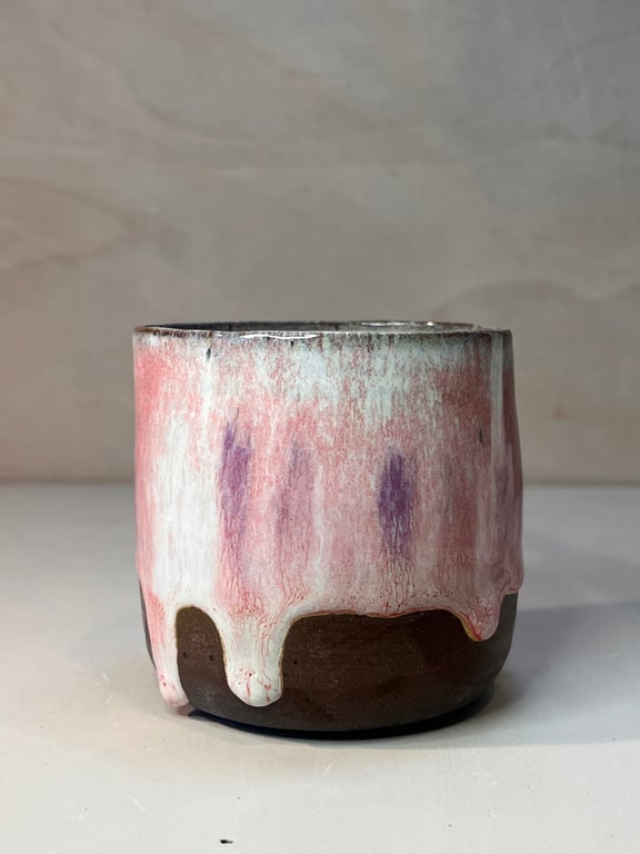 Hjerteformet kop. 270 ml. H: 7,5 cm billede 2