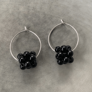 Sort agat Berries øreringe  – produktbillede