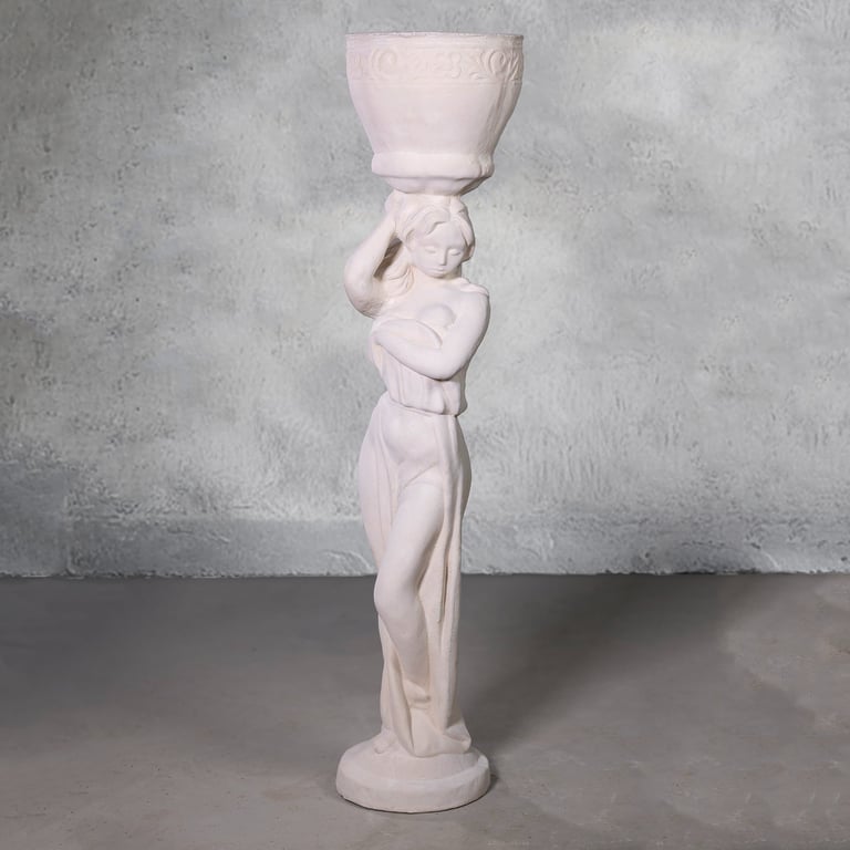 Valeria, romantisk figur