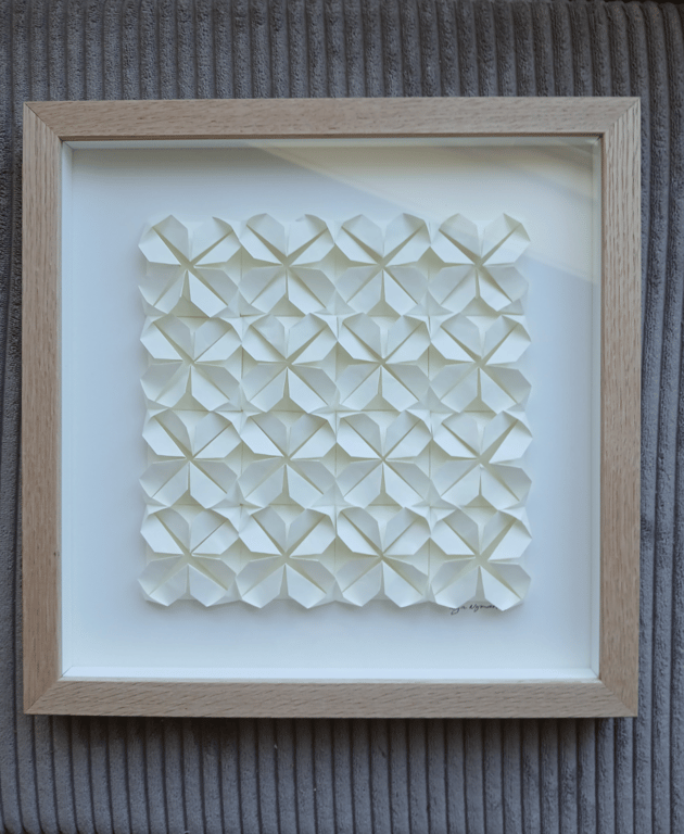 30x30 foldet papirværk, naturhvid, indrammet billede 7