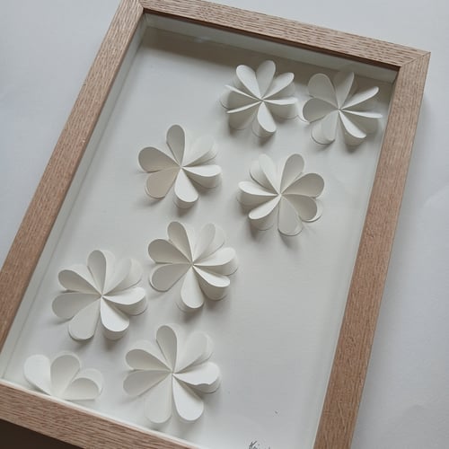 A4 3D papirværk, hvid, indrammet