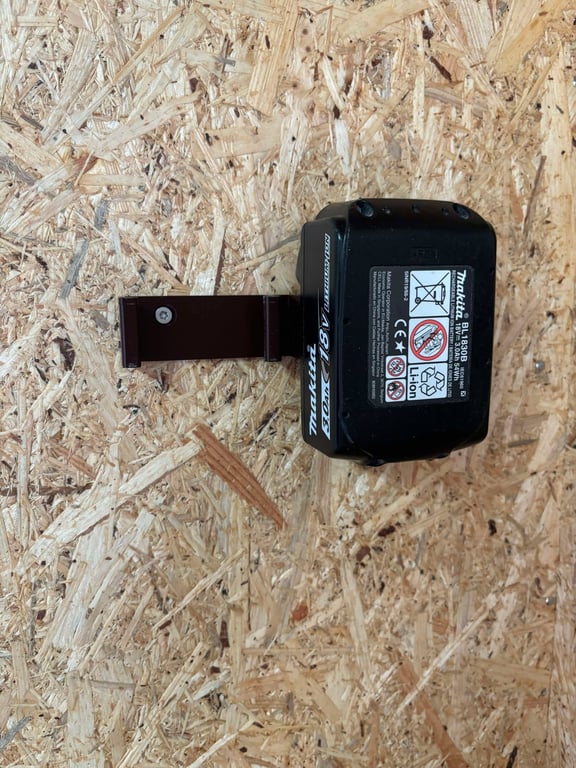 Makita batteri holder