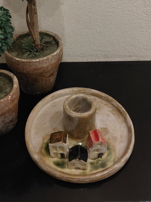 Lysestage med små huse   billede 3