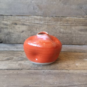 Vase i orange - rød glasur  – produktbillede