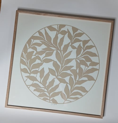 50x50cm papercut, beige, indrammet 