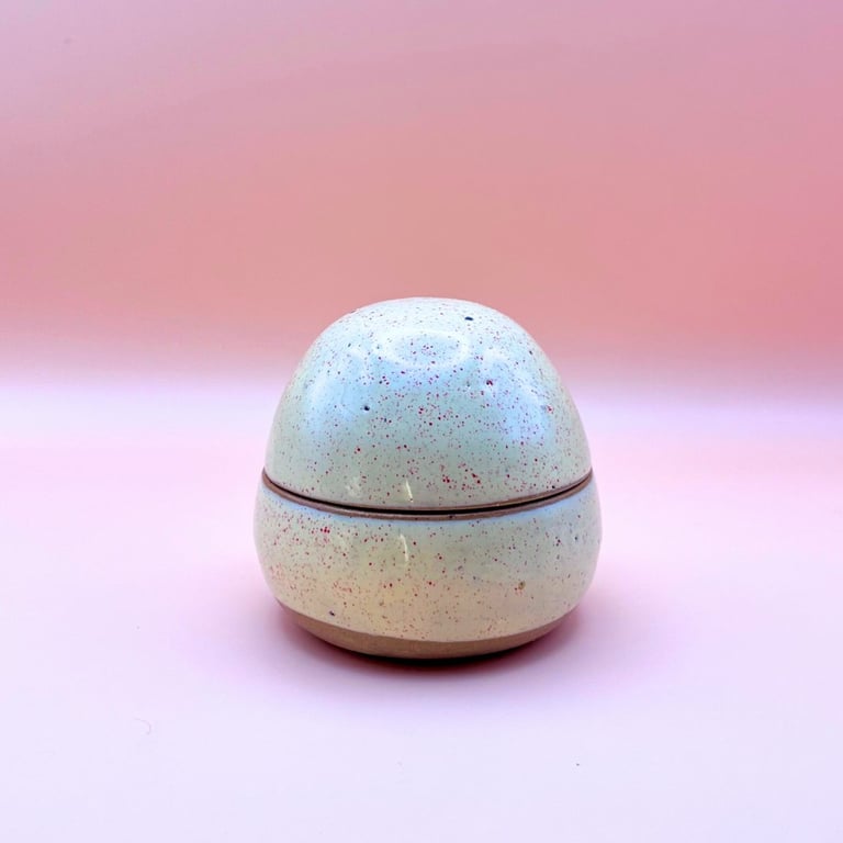 Håndlavet keramikkrukke med låg – lille opbevaringsskål billede 5