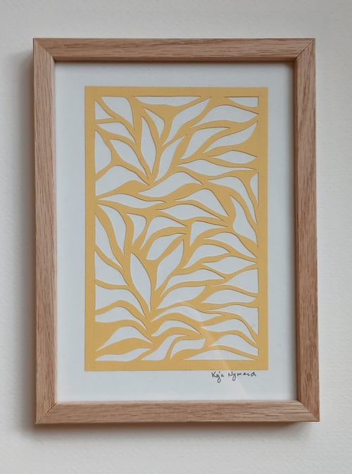 A5 papercut, banana, indrammet 