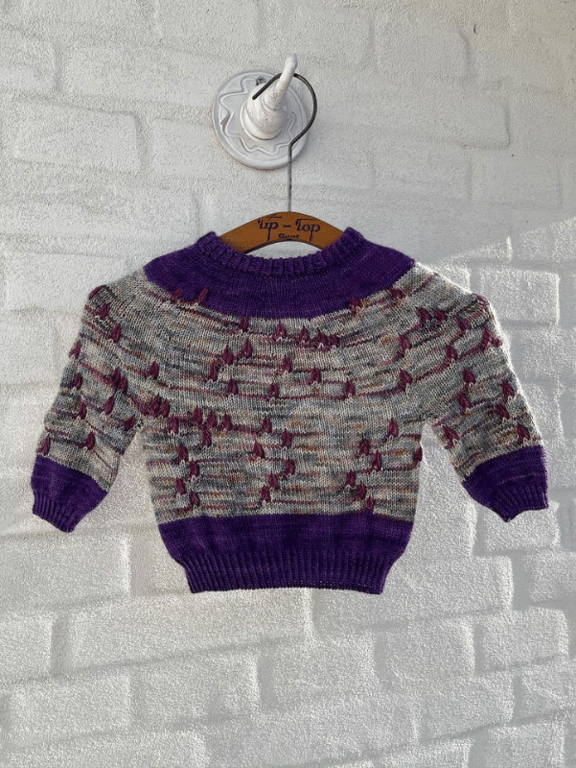 Ellie Babysweater ENG billede 6