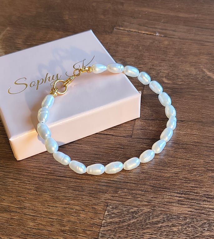 Pearl armbånd / Ferskvandsperler / kirurgisk stål forgyldt