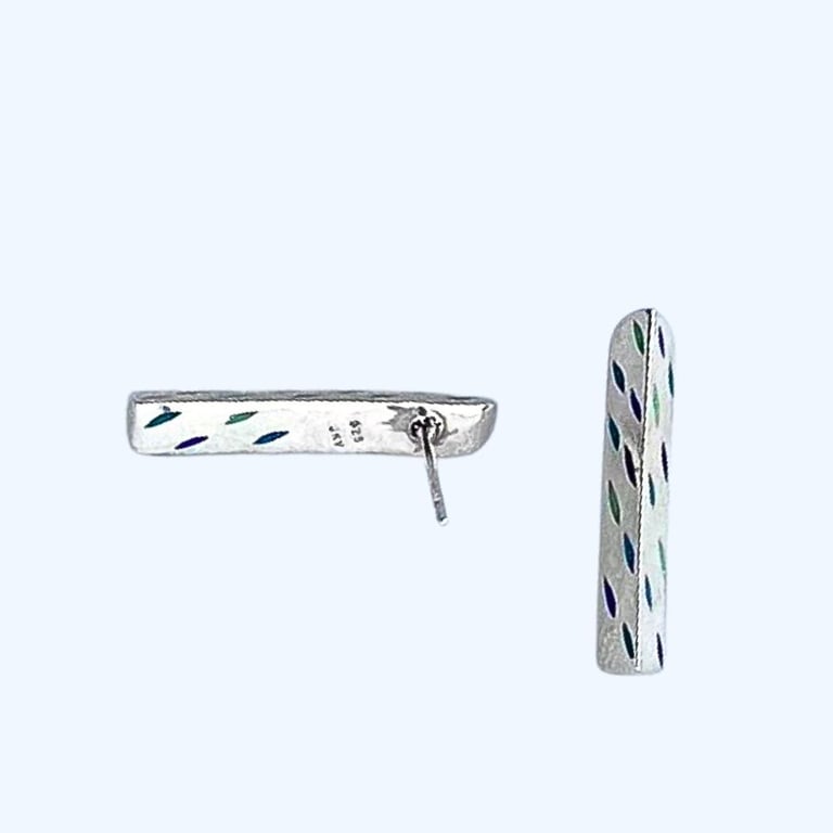 Alma_ 3-kant emalje prikker