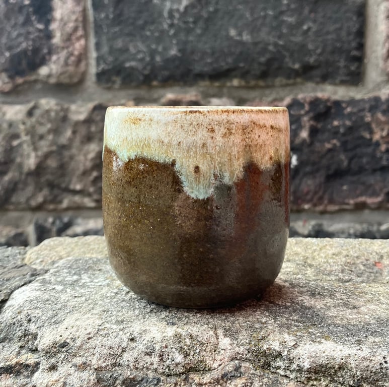 Hånddrejet kop billede 2