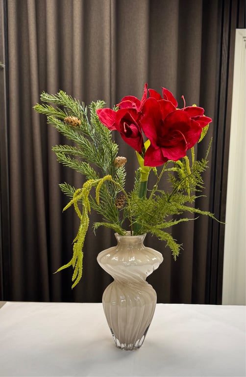 Rød amaryllis buket