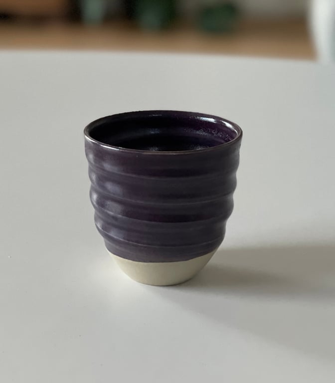 Kop, Cortado - spiraldrejet, mørk violet