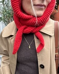 Opskrift: Sophie hood fra PetiteKnit