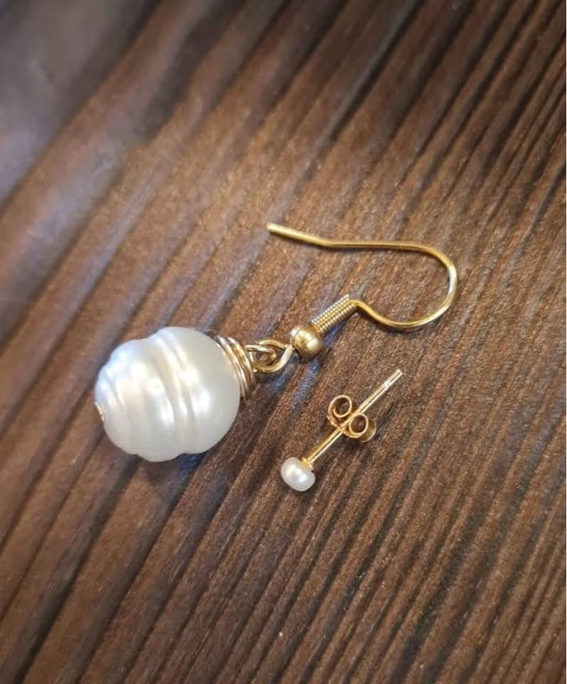 Mallory ørestikker / Kirurgisk stål / Forgyldt / Perler