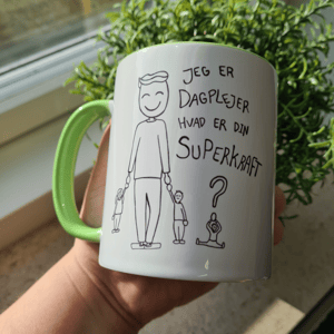 Krus: jeg er dagplejer, hvad er din superkraft (Kort hår) Grøn – produktbillede