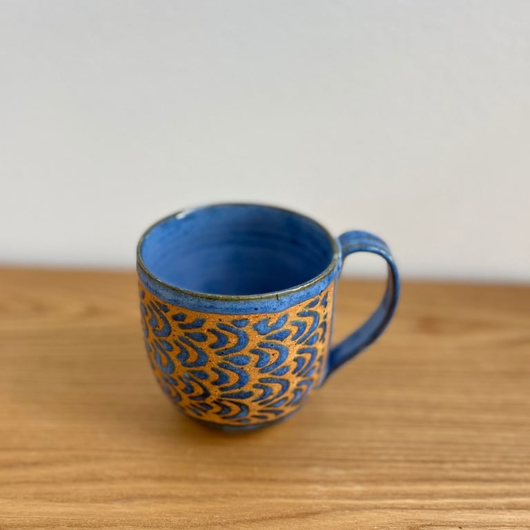 Blå mønstret kop billede 4