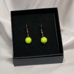 Gule Øreringe – produktbillede