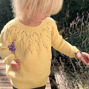 Aoraki Sweater Kids - Strikkeopskrift PDF Dansk – produktbillede