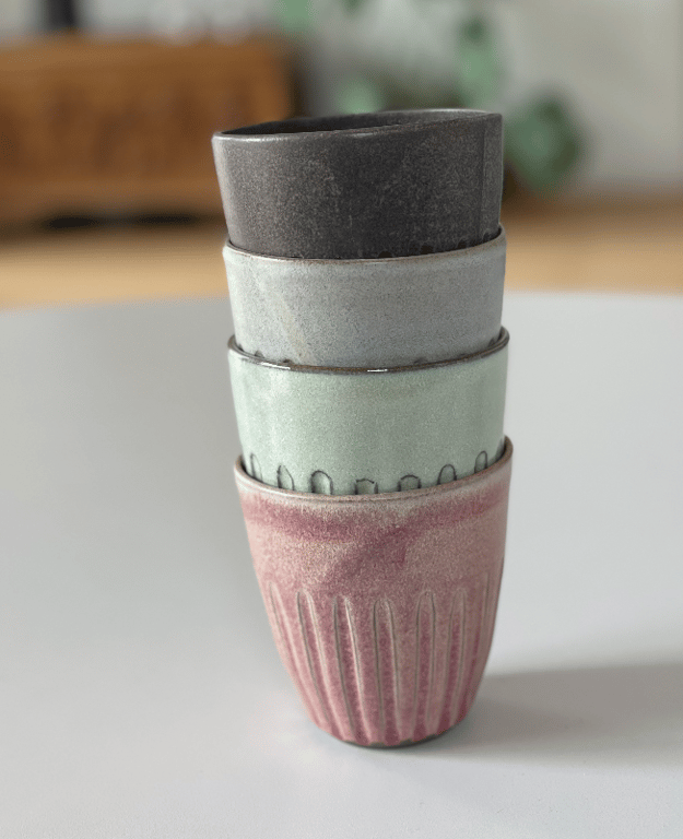 Krus m. riller, mørkt ler, grå billede 3