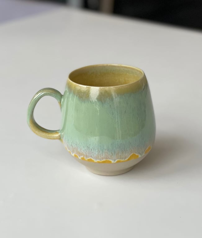 Buttet kop, hørgul m/ lys grøn billede 2
