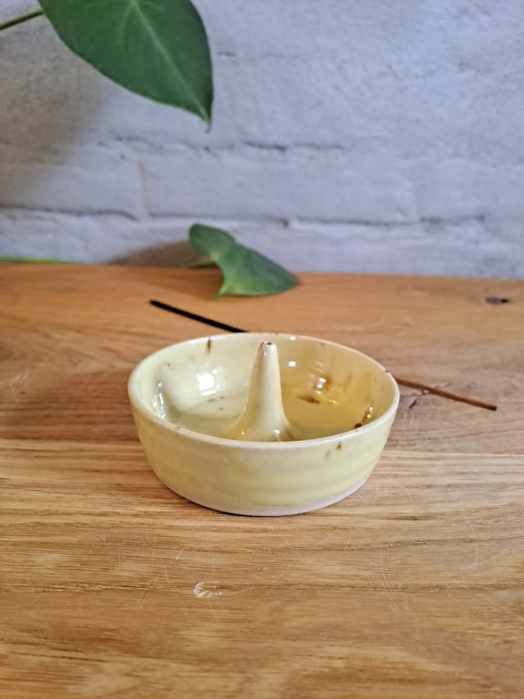 Røgelsespinde holder